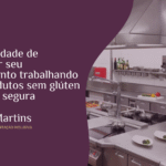 A Portaria nº 799/2023 da Secretaria Estadual de Saúde (SES) traz diretrizes importantes sobre Boas Práticas para Serviços de Alimentação, complementando a RDC 216/2004. Ela é aplicável a todos os serviços de alimentação, onde foi acrescentado um item específico para manipulação de produtos sem glúten. Sua implementação impacta diretamente os cuidados com alimentos sem glúten e o controle da contaminação cruzada. Está aí uma oportunidade de atrair pessoas que não podem ou não desejam consumir glúten, elevando seu fluxo de clientes!